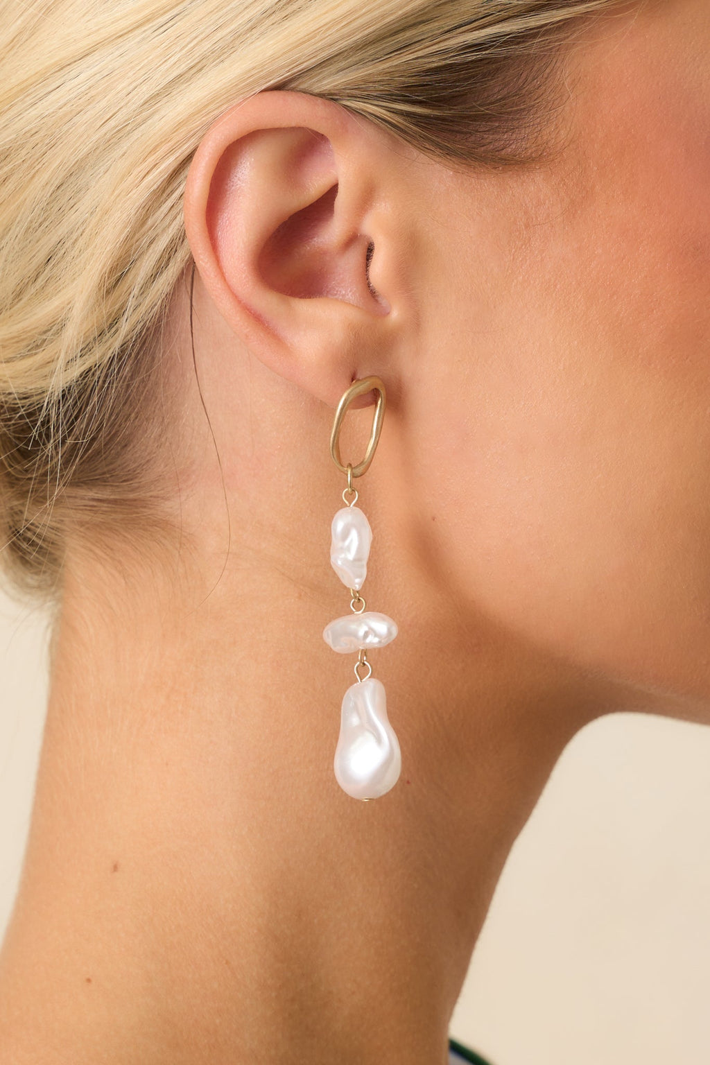 See For Yourself Ivory Baroque Pearl Drop Earrings