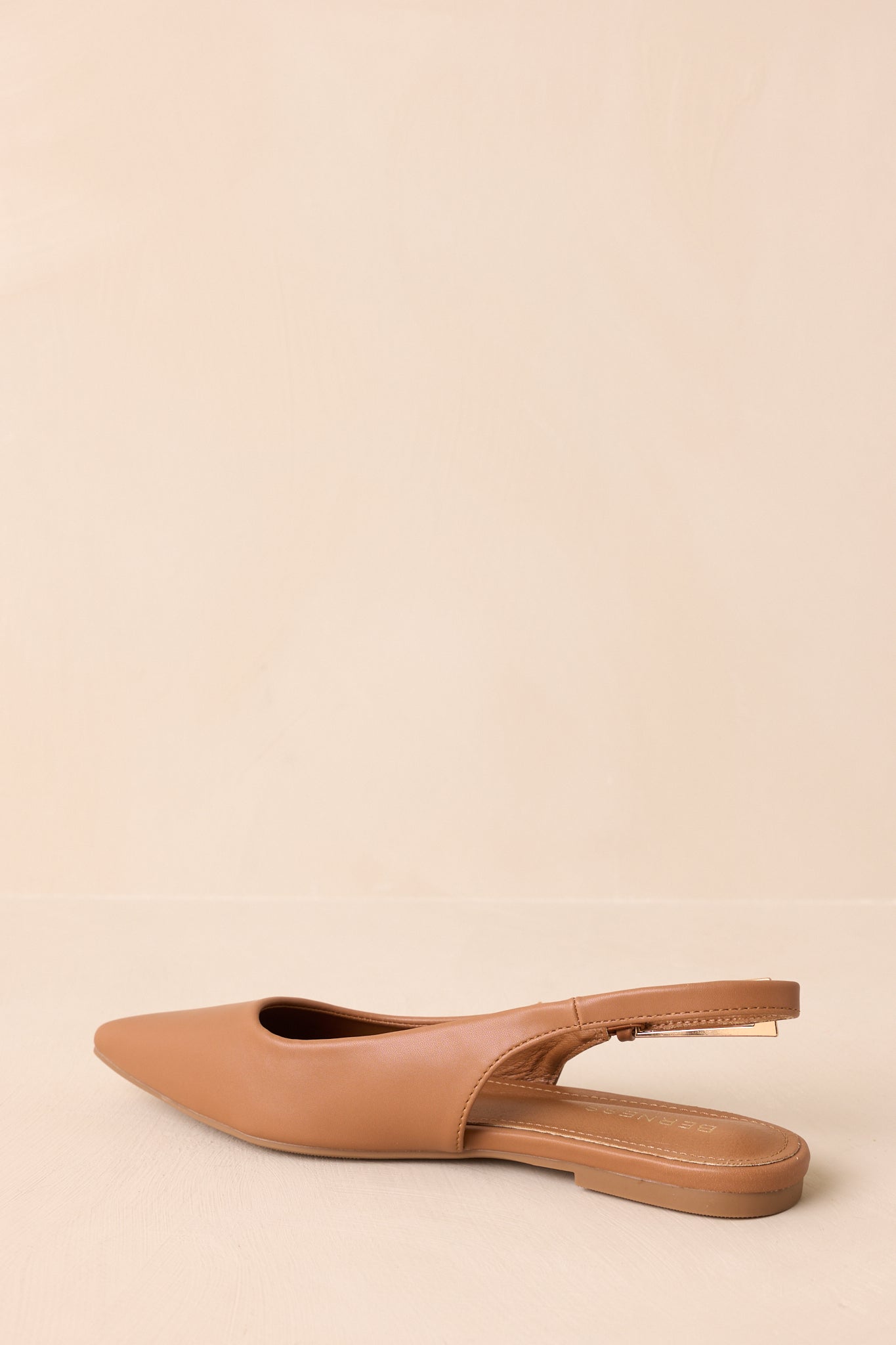 Point of View Camel Brown Pointed Toe Slingback Flats