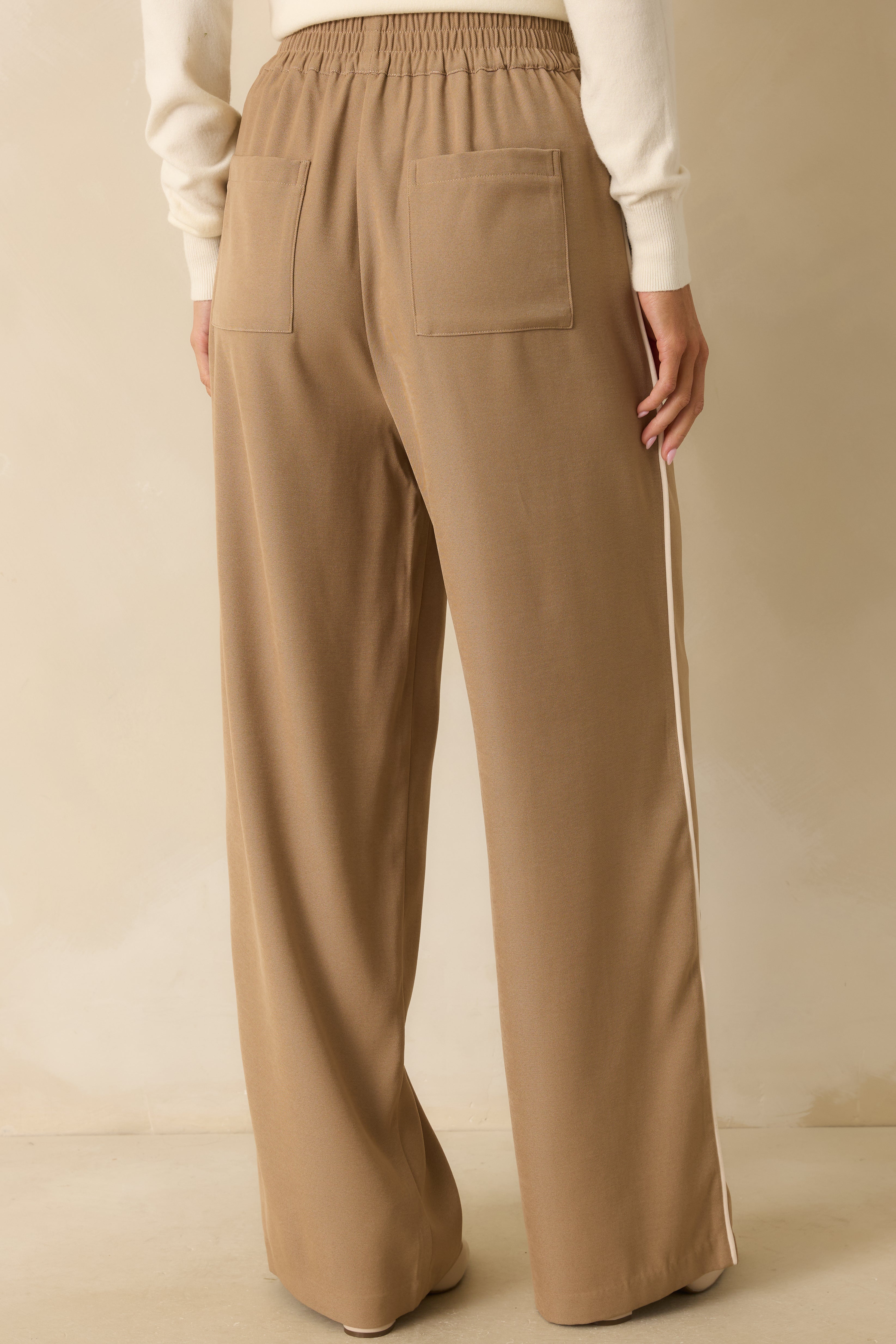 Staple the Label Bromley Camel Brown Relaxed Pants
