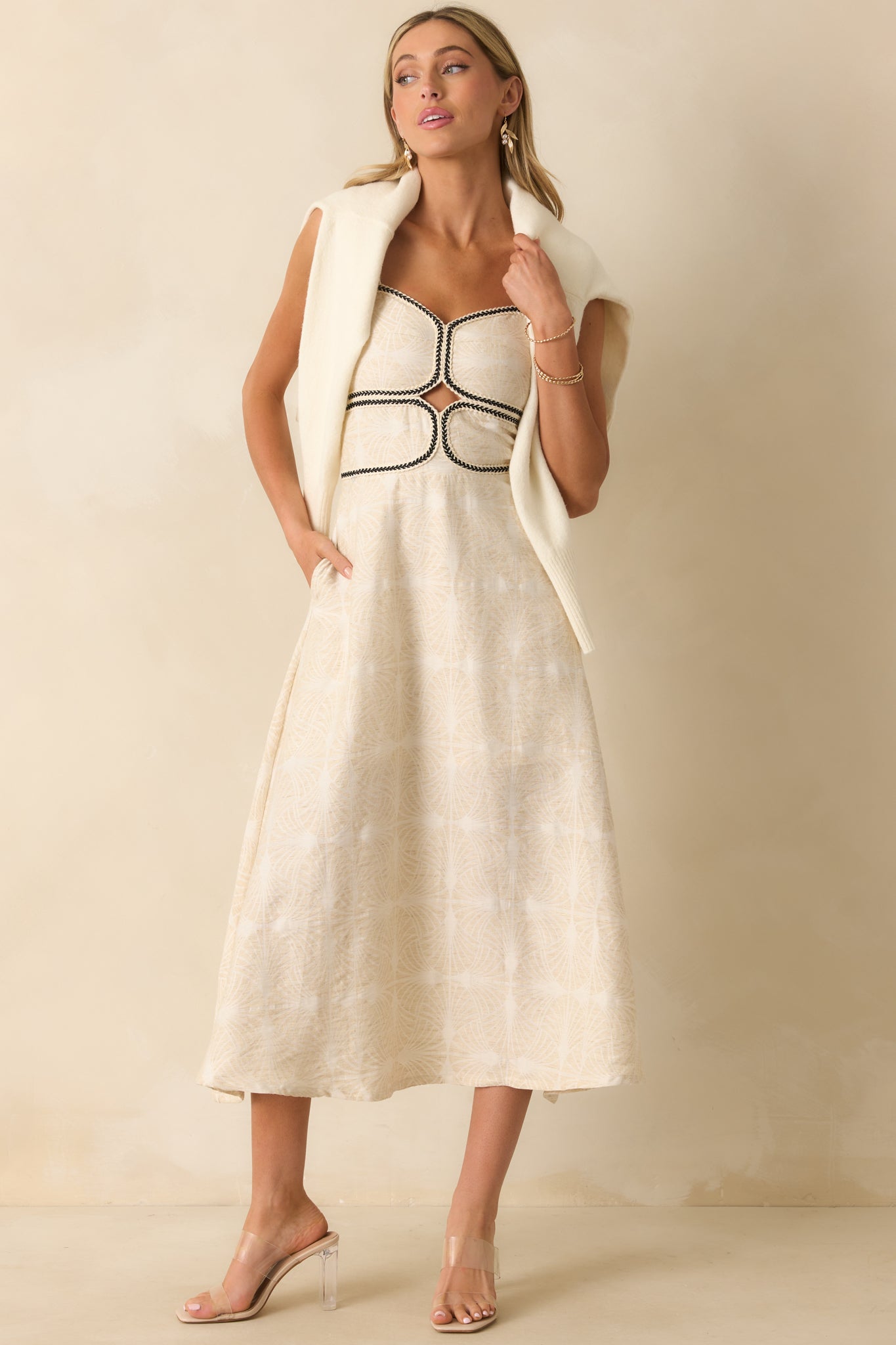 Right On Cue Light Beige Cotton Contrast Trim Sleeveless Maxi Dress