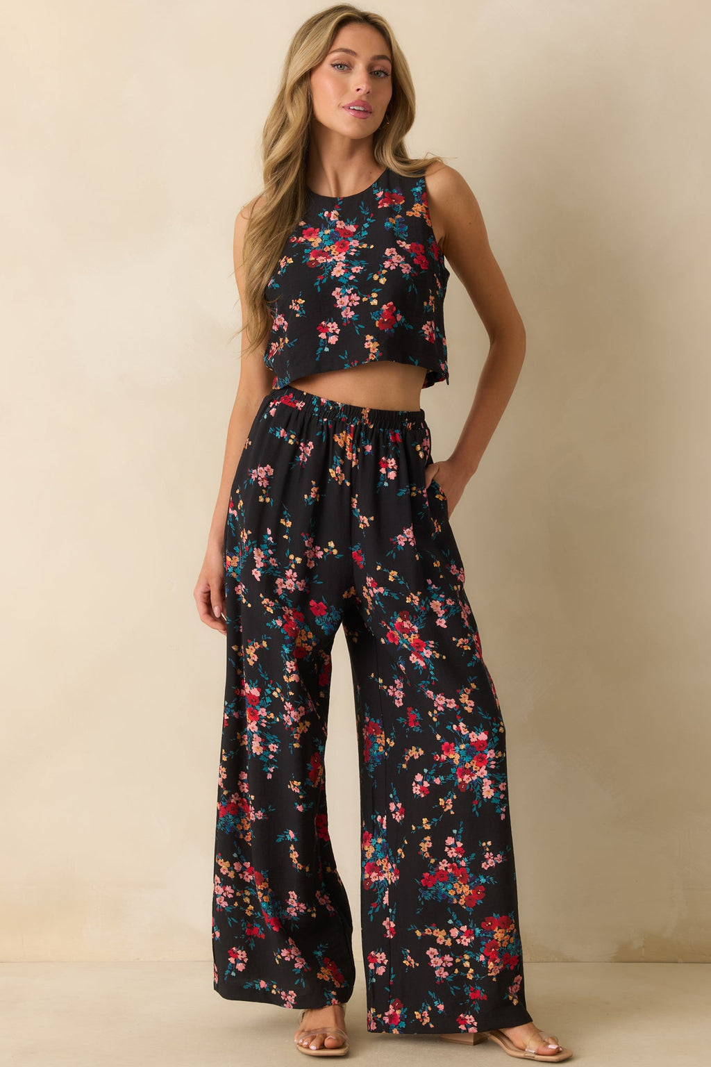 Roam and Bloom Black Multi Floral Print Crop Top