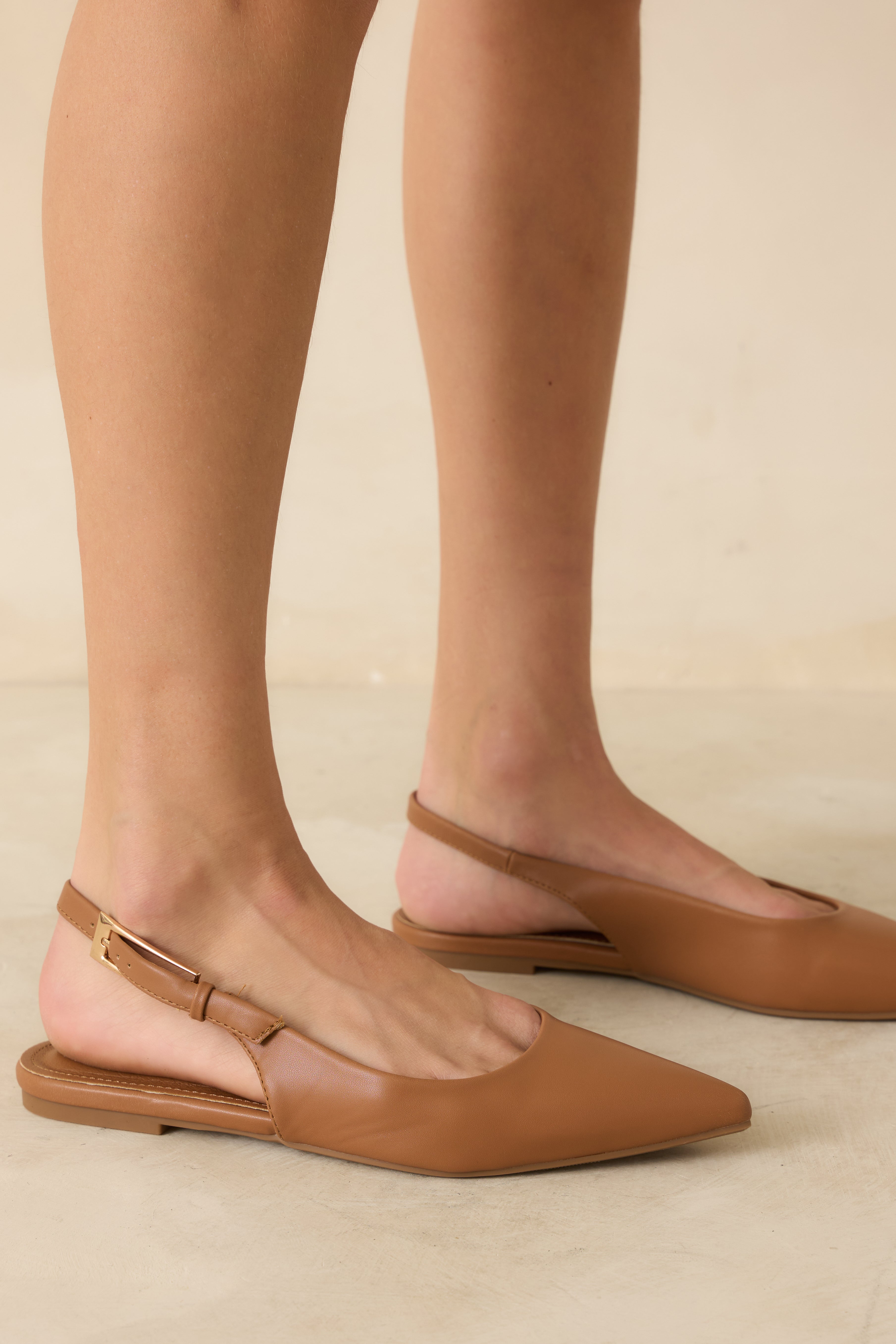 Point of View Camel Brown Pointed Toe Slingback Flats