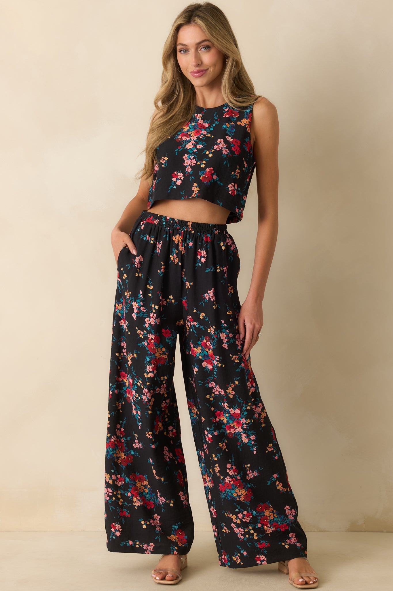Roam and Bloom Black Multi Floral Print Crop Top